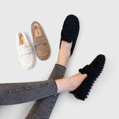Mercellini | Stylish and cosy slippers